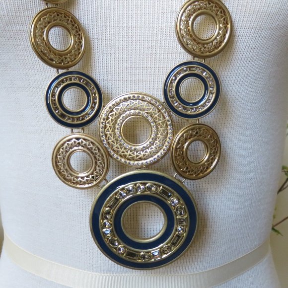 Lia Sophia Necklace Runway Collection - Picture 2 of 7